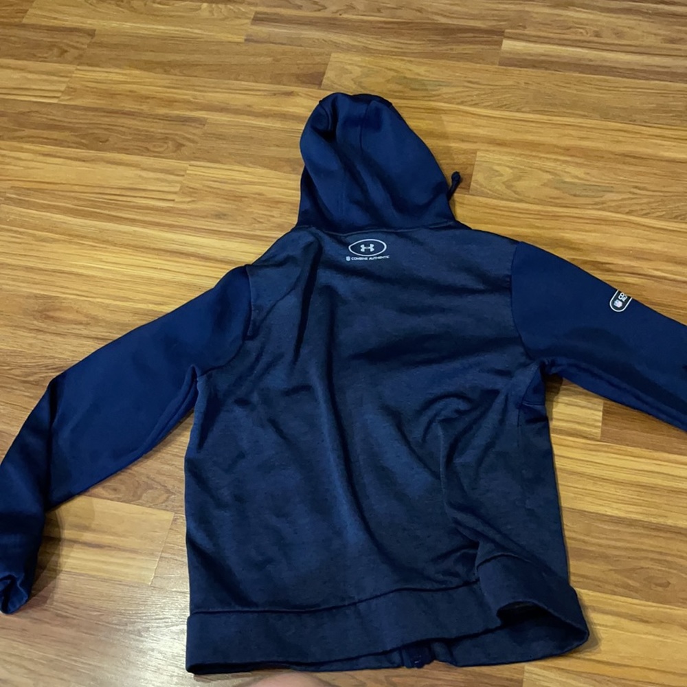 Under armor patriots jacket - Picture 2 of 3